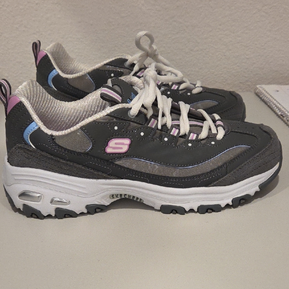 Skechers Women's Grey Air Cooled Memory Foam 8.5